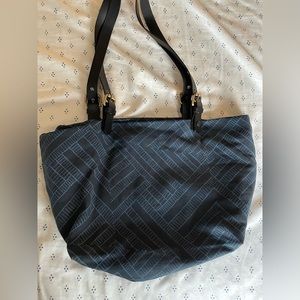 NWOT Beautiful Blue prAna handbag! 💙